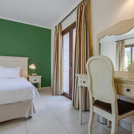 Hotel Aliathon Ionian Geroskipou